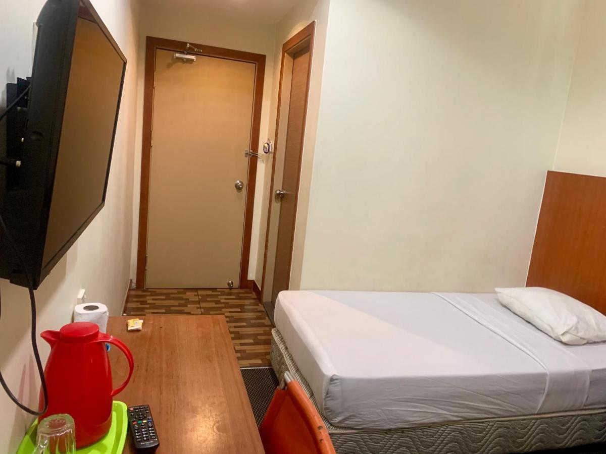 New Grand Hotel Keningau Екстер'єр фото