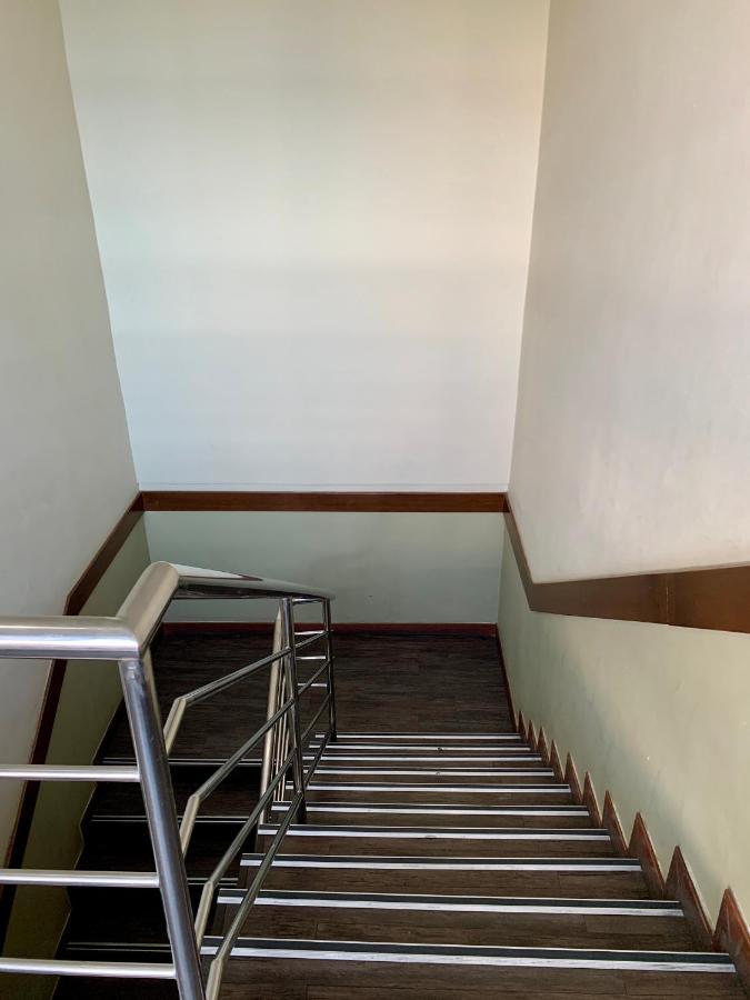 New Grand Hotel Keningau Екстер'єр фото