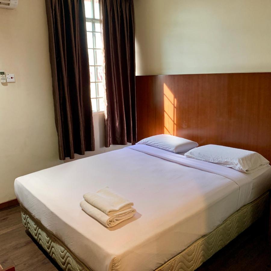 New Grand Hotel Keningau Екстер'єр фото