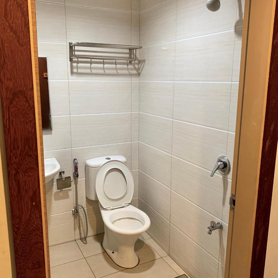 New Grand Hotel Keningau Екстер'єр фото